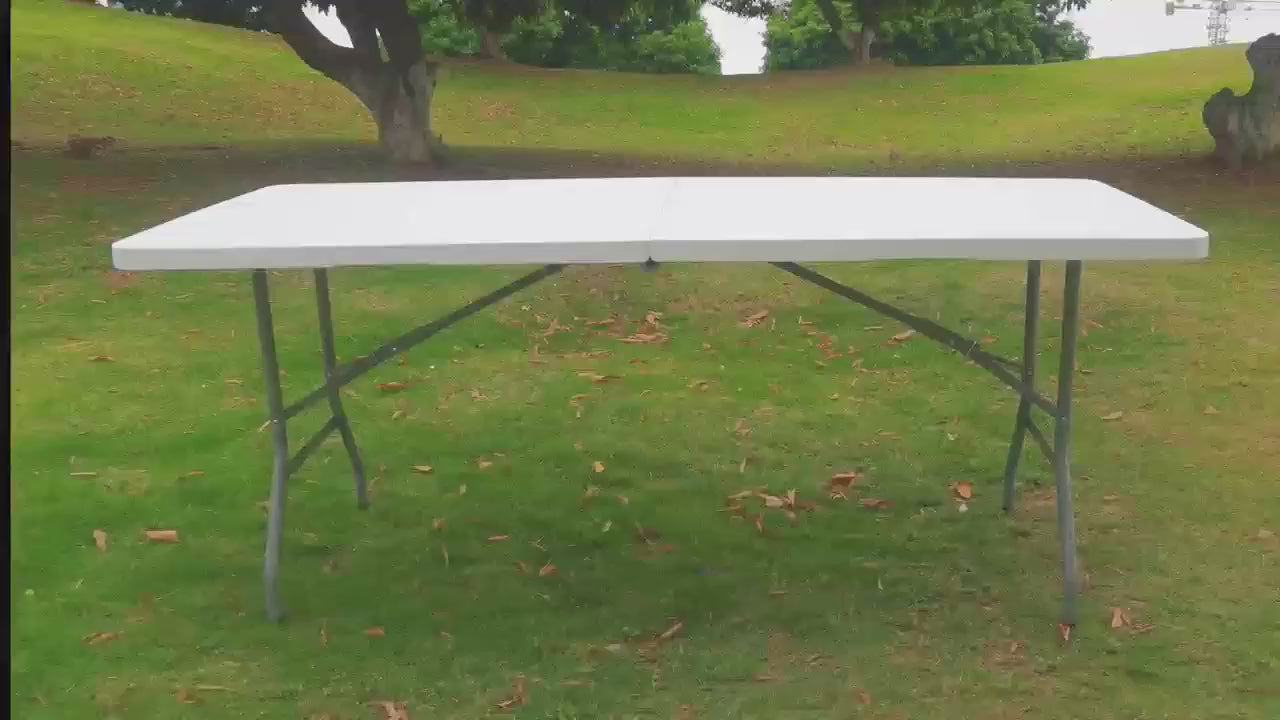 Portable Lightweight Folding Table, Foldable Table with Carrying Handle and Safety Locks, Ideal for Party, Dining, Barbecue, Board Game & Outdoor Activities